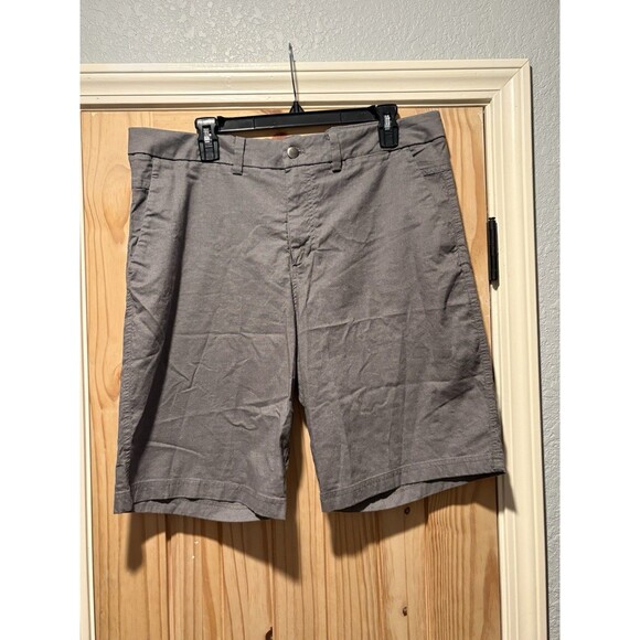 Lululemon Commission Shorts Mens Size 36 Gray Casual Button Vacation Travel - Picture 1 of 5